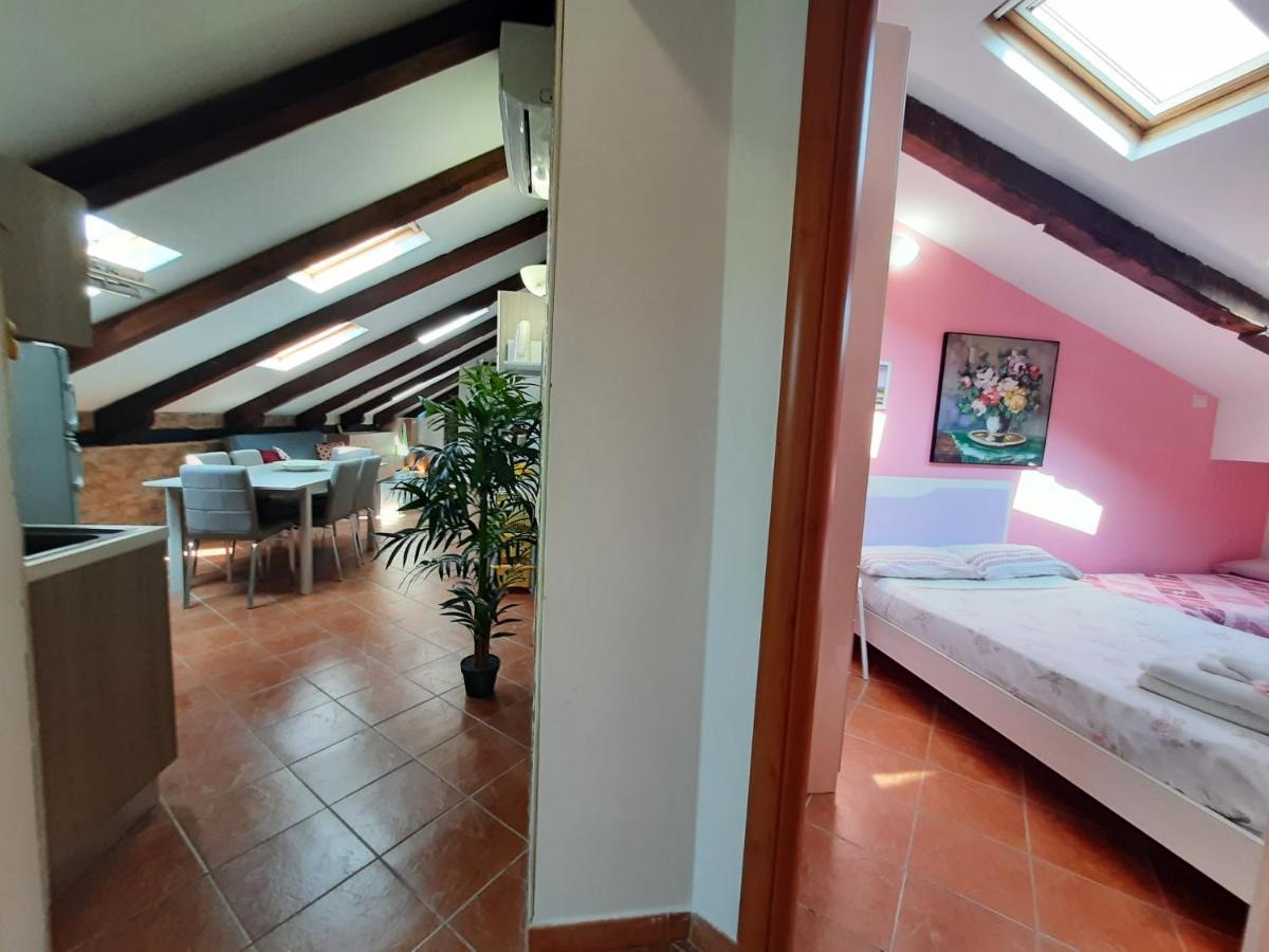 Bed & Breakfast La Mansarda Naples Exterior photo