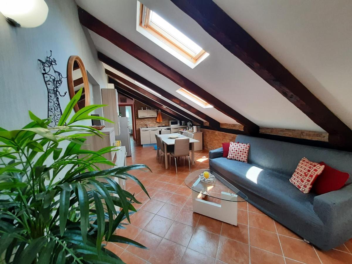 Bed & Breakfast La Mansarda Naples Exterior photo